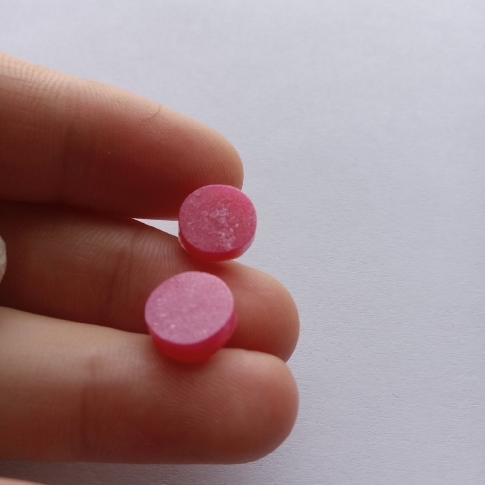 5/$25 Pink resin circle stud earrings